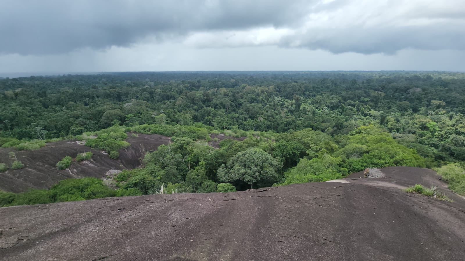 Voltzberg Expeditie Suriname
